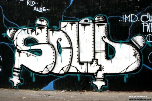 6873840.jpg